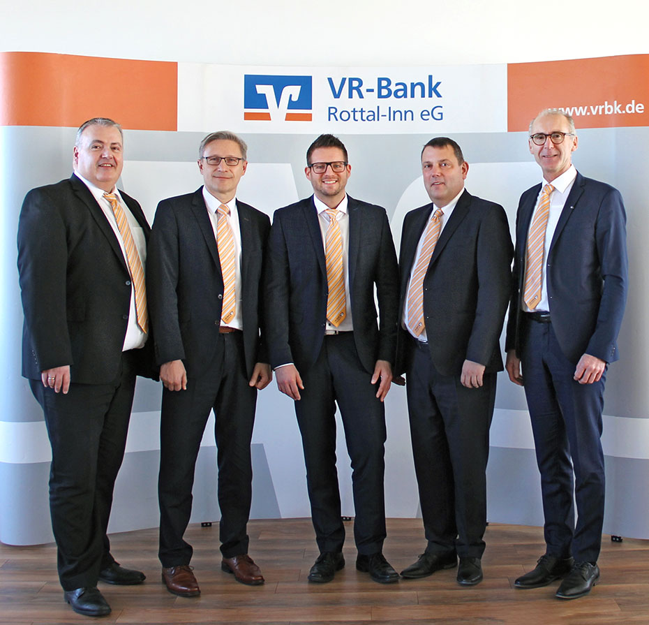 Weiterbildungs Absolventen Bei Der Vr Bank Rottal Inn Eg Vr Bank Rottal Inn Eg